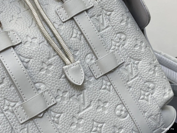 LOUIS VUITTON CHRISTOPHER PM 0715